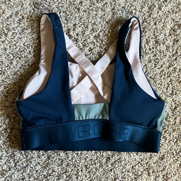 NEW condition Athleta Power of the She supportive sports bra in women’s size S! - Picture 2 of 6